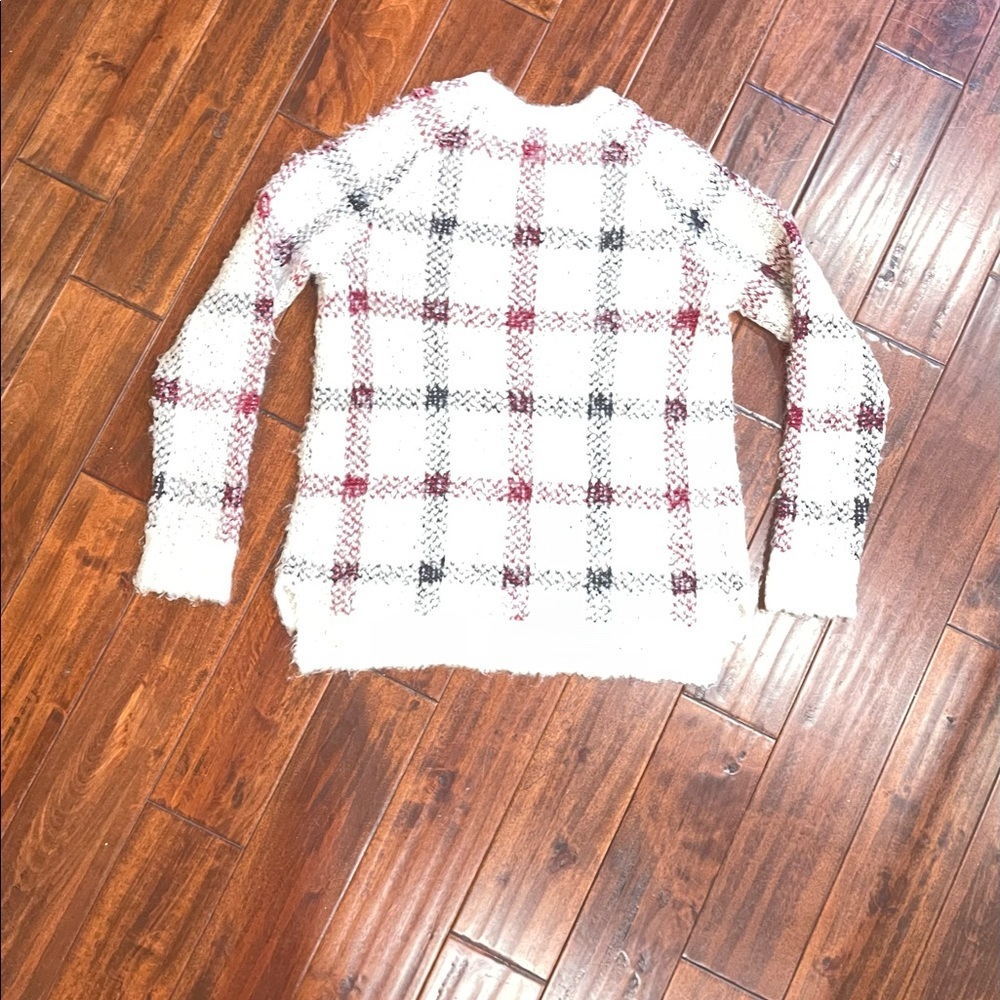 Really great and comfortable sweater - Picture 5 of 6